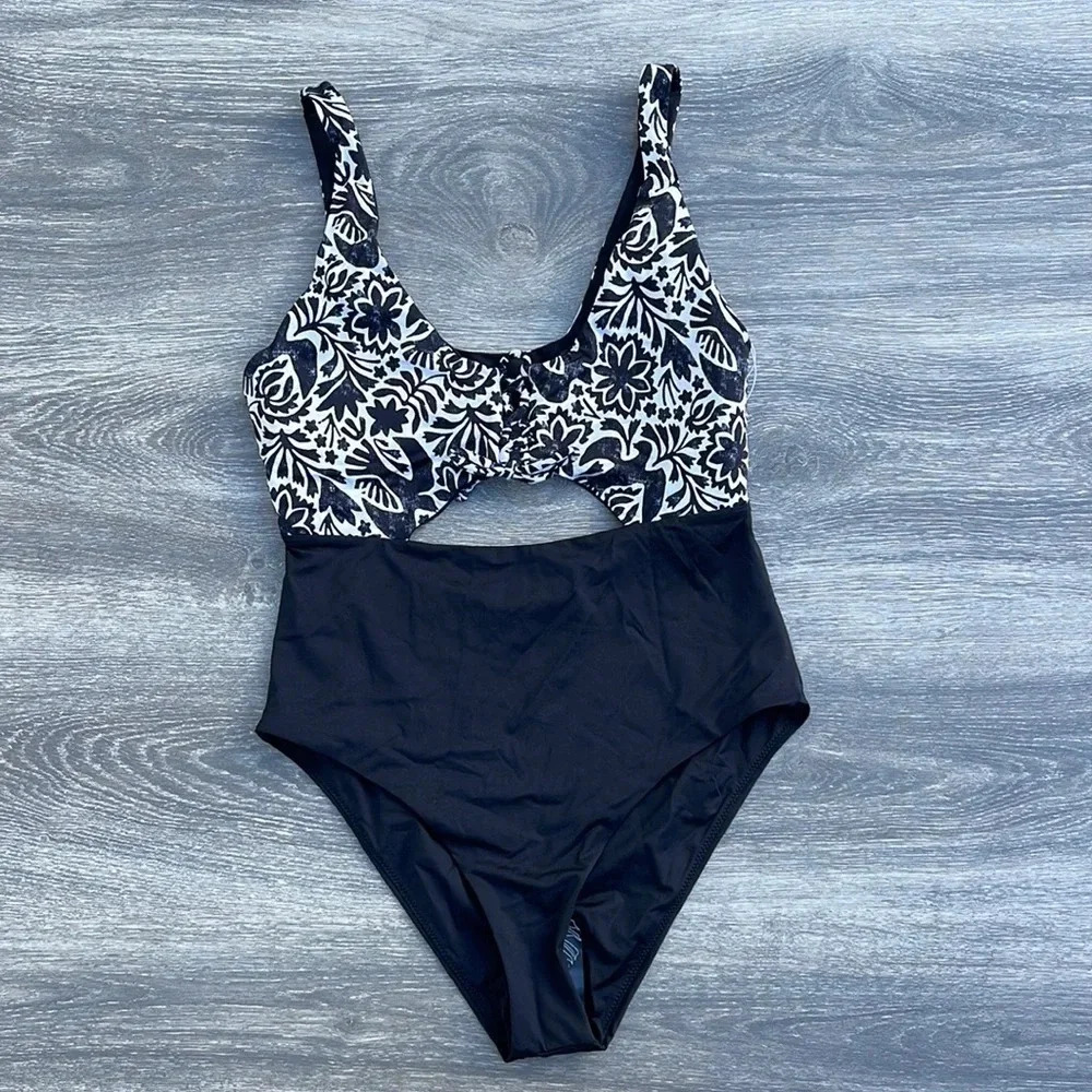 Prana Ruby Beach One Piece, flora fauna - Picture 3 of 12
